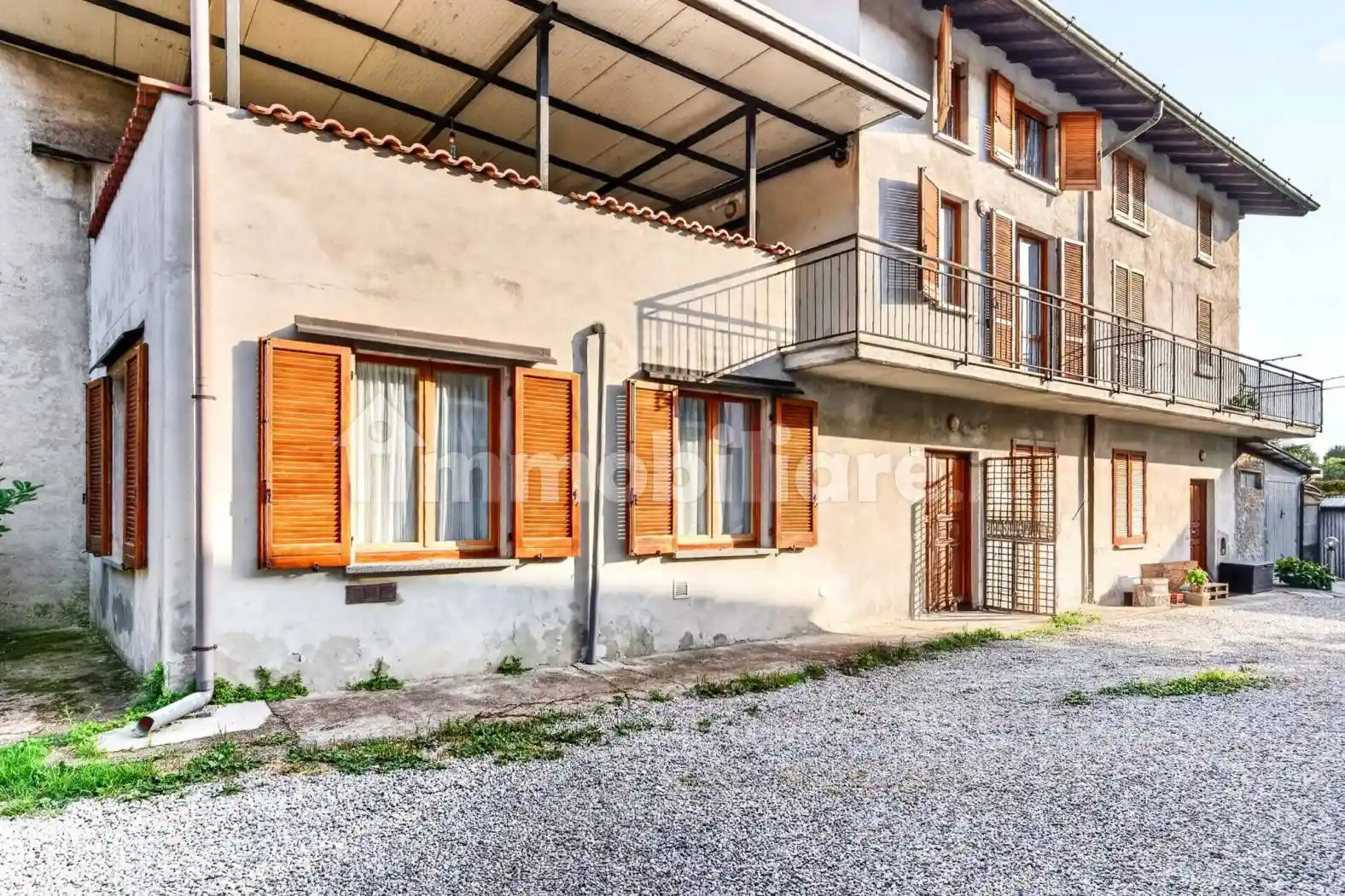 Casa indipendente in vendita a Carugo