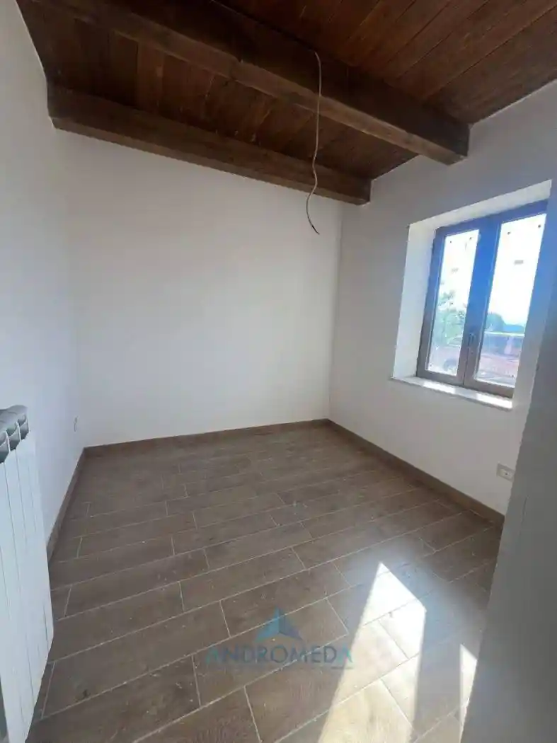 Appartamento in vendita a Rocchetta a Volturno