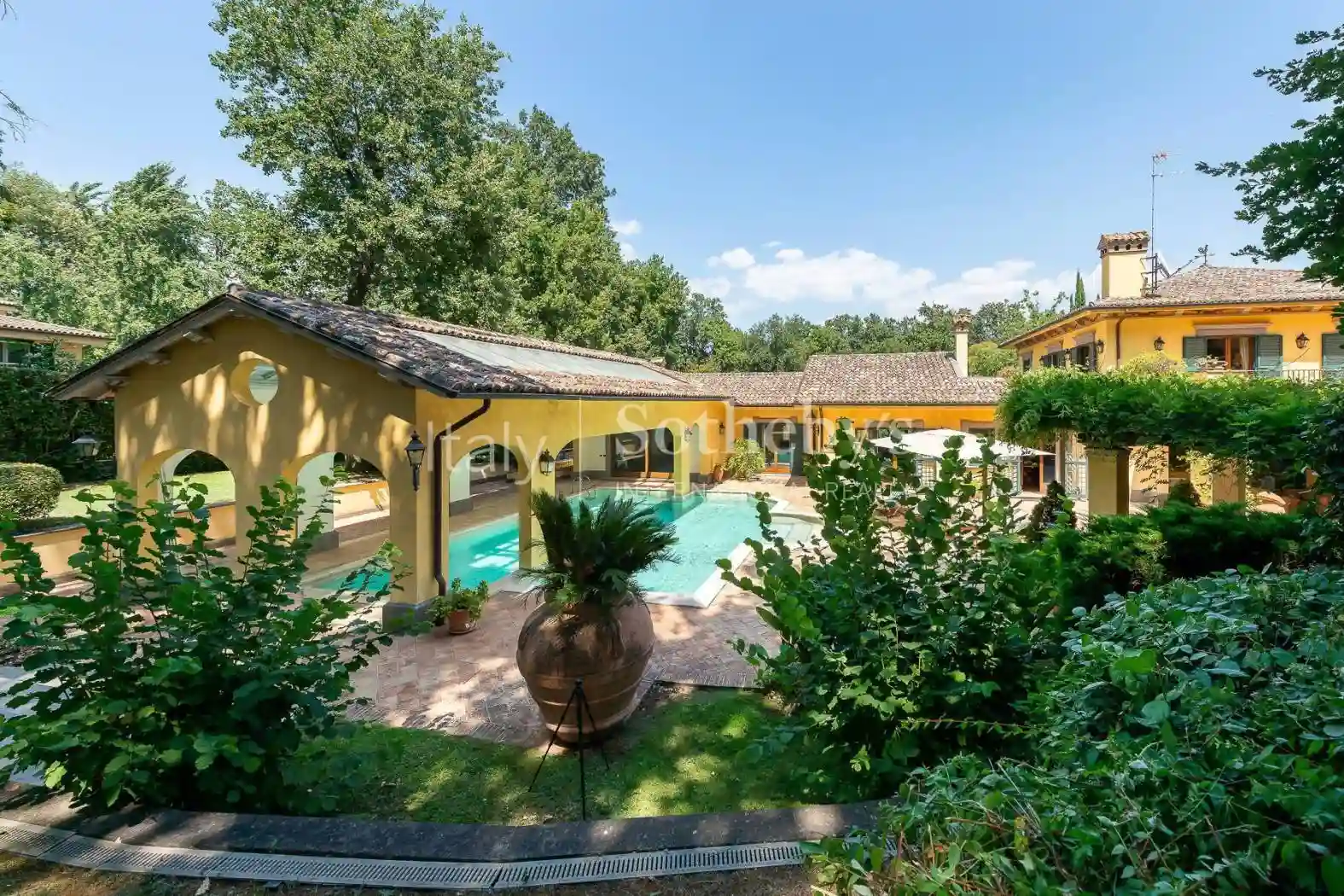 Villa - foto 2
