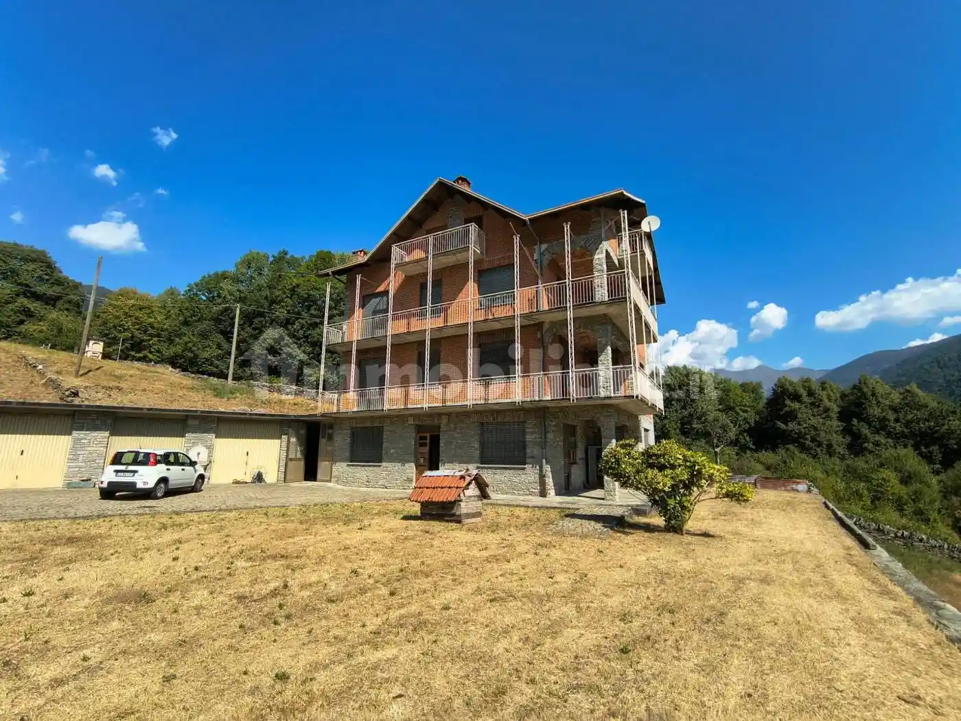 Casa indipendente in vendita a Mezzenile