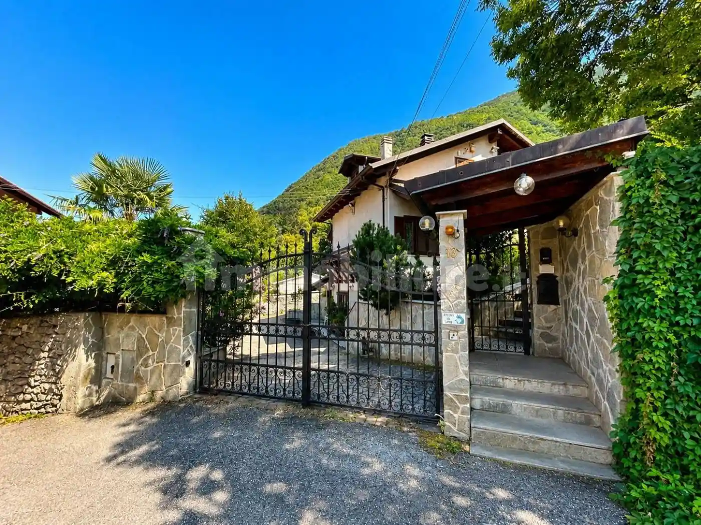 Villa in vendita a Vaie