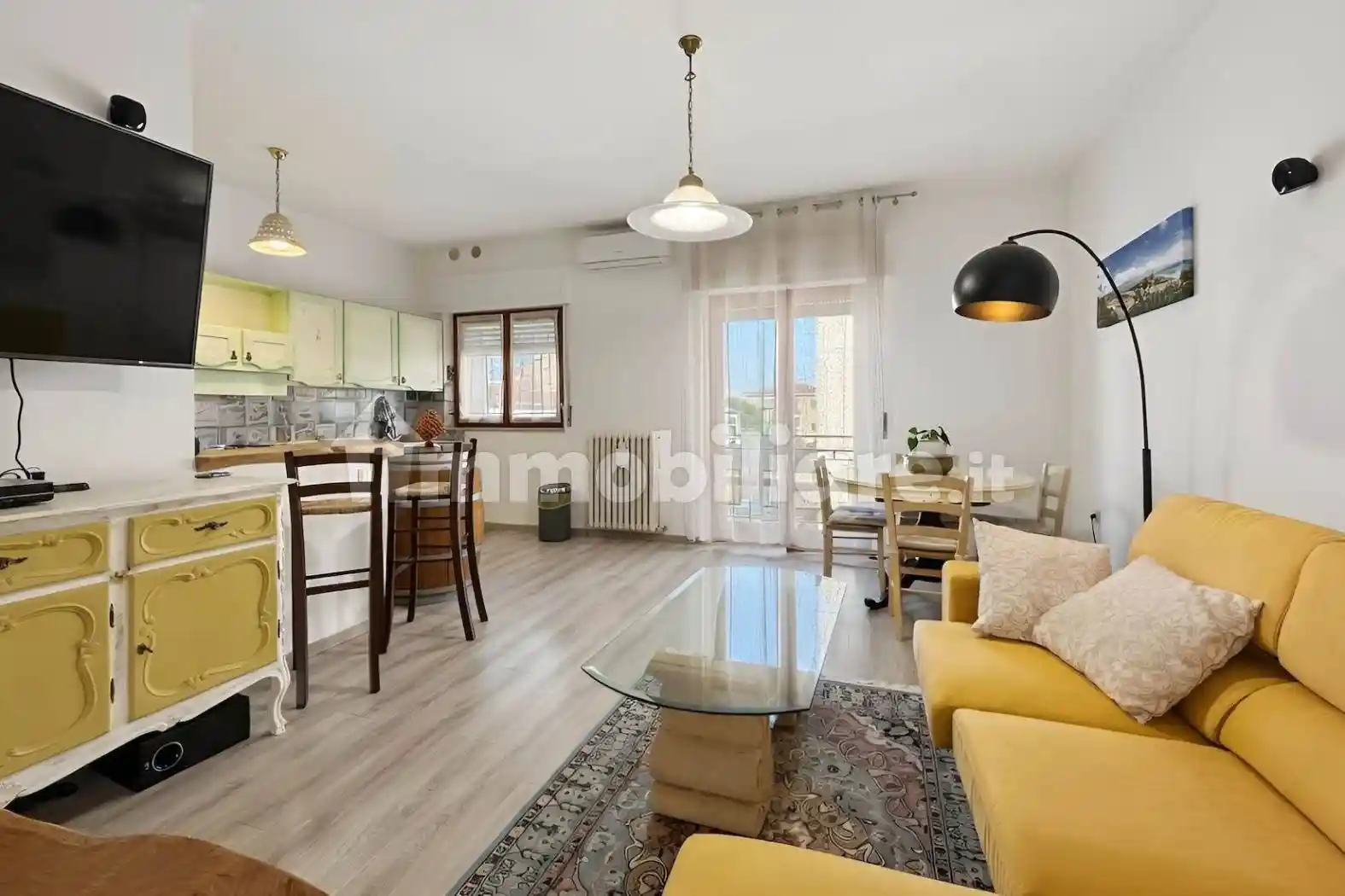Appartamento in vendita a Campiglia Marittima