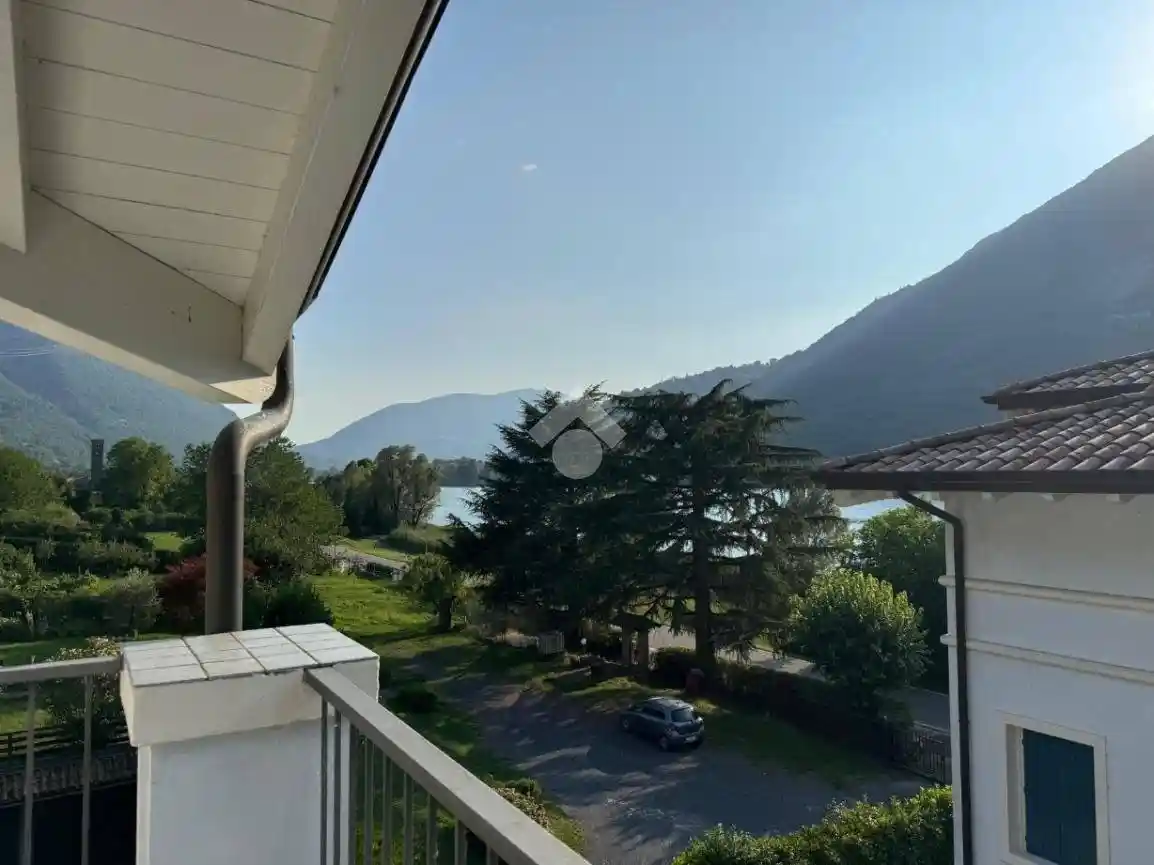 Appartamento in vendita a Endine Gaiano
