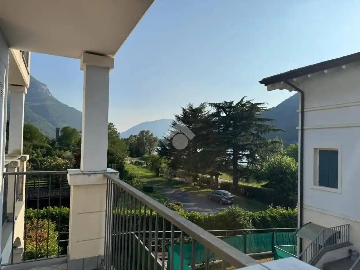 Appartamento in vendita a Endine Gaiano