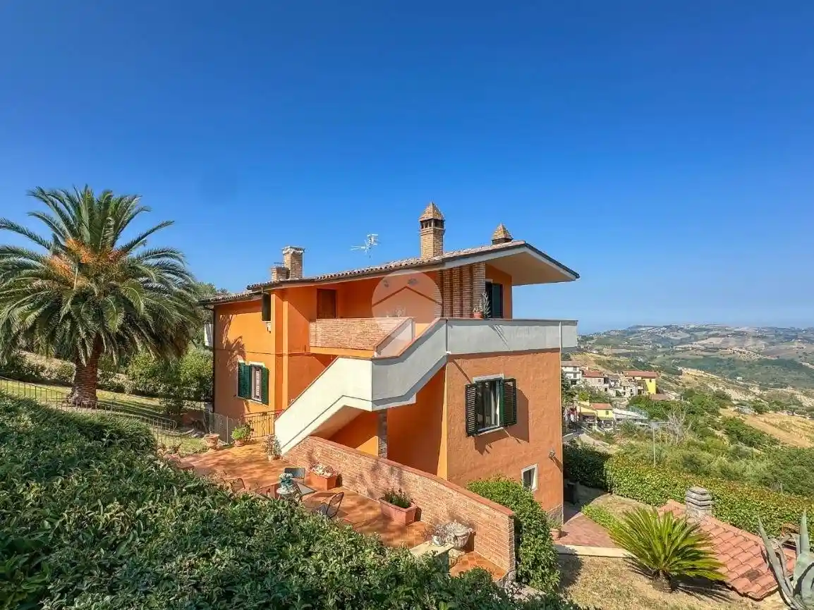 Villa in vendita a Teramo