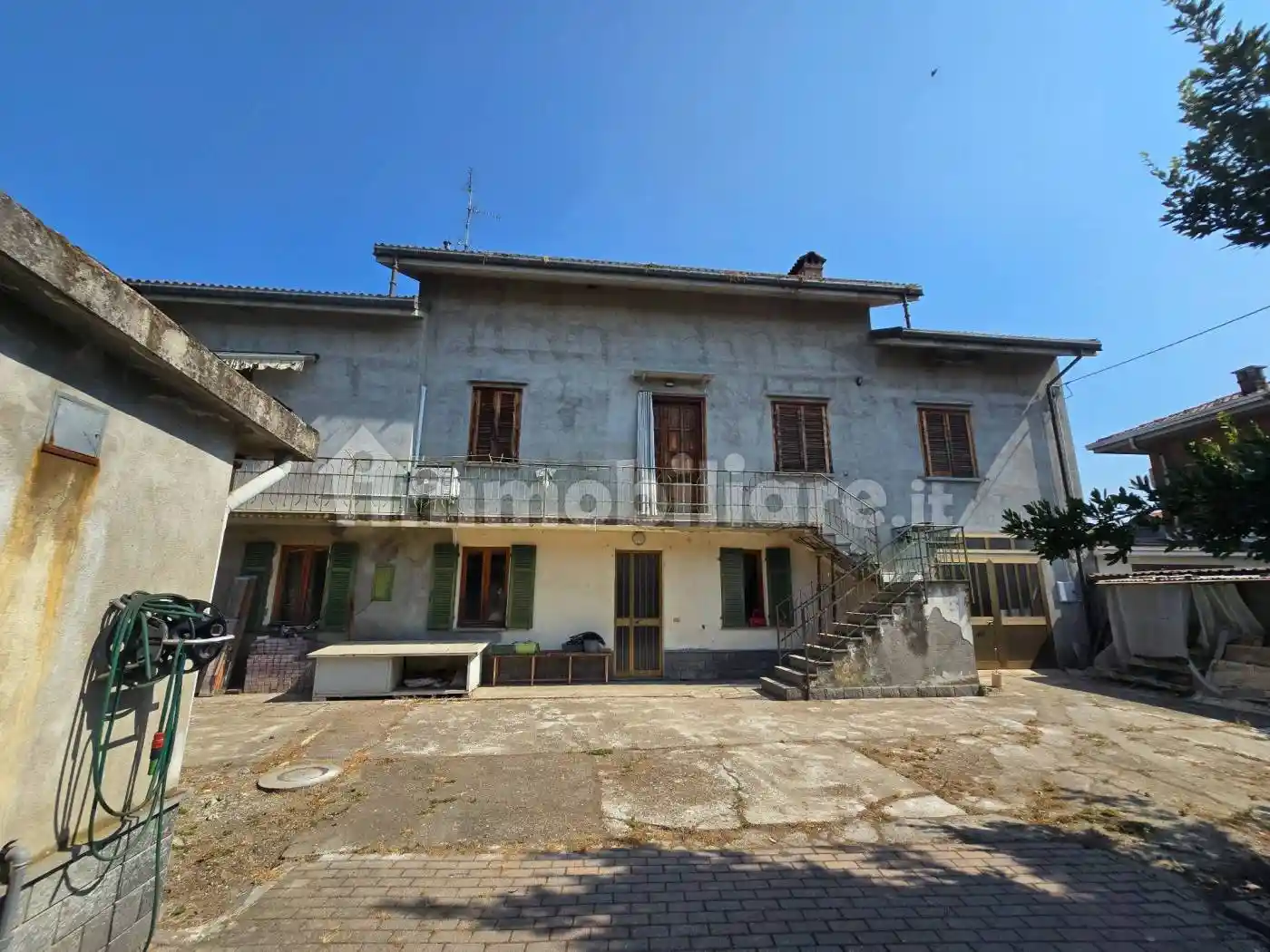 Villa in vendita a Villata