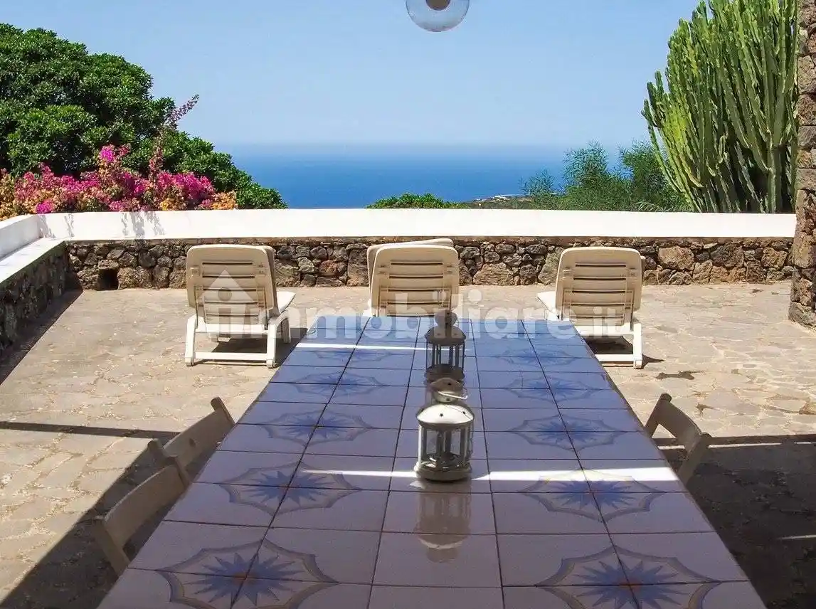 Rustico - Casale in vendita a Pantelleria