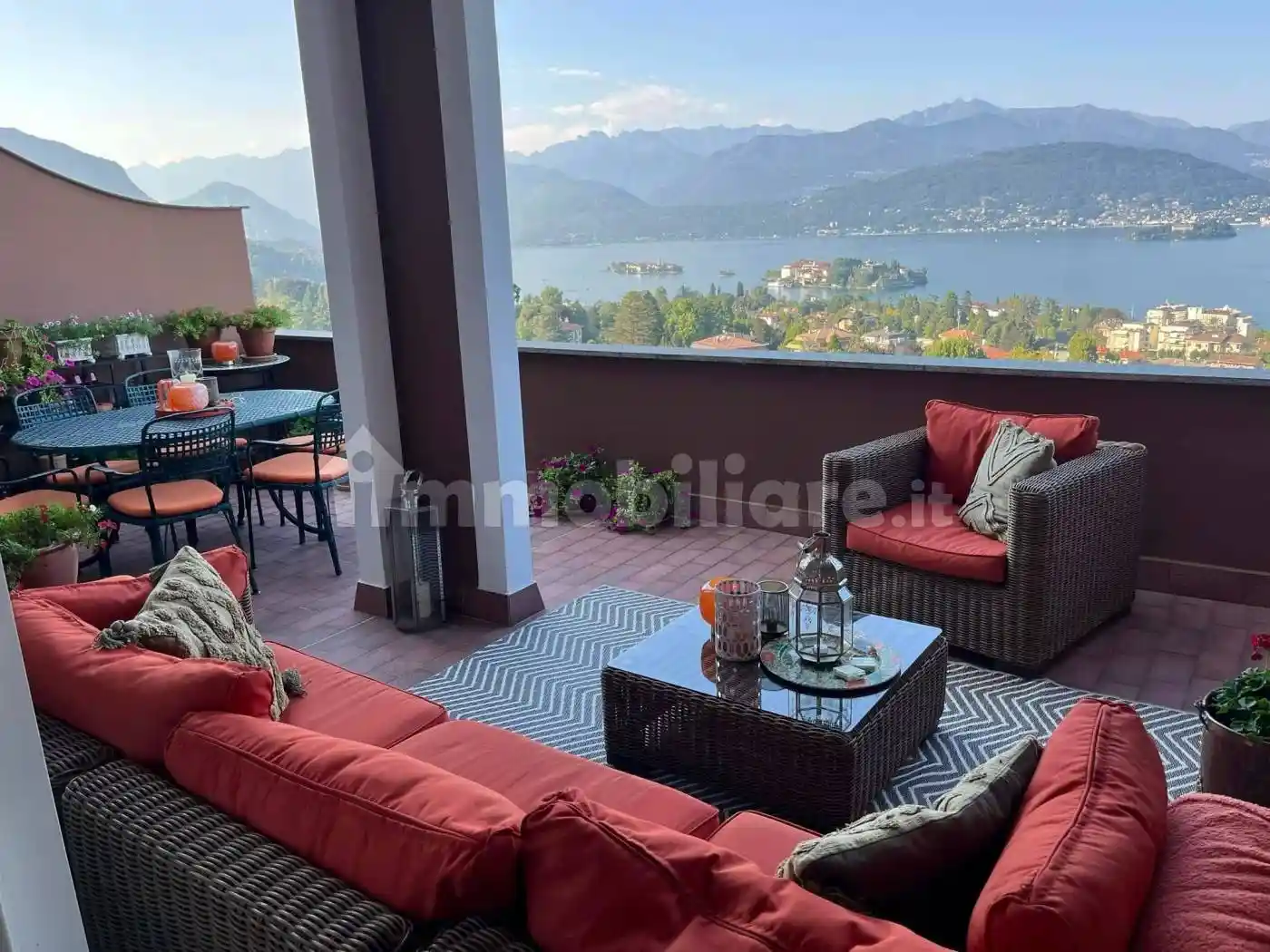 Palazzo - Edificio in vendita a Stresa