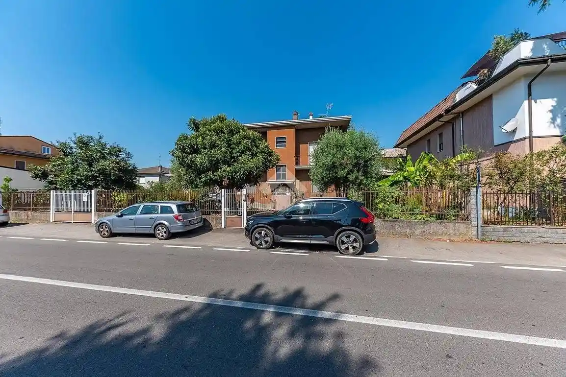 Villa in vendita a Lainate