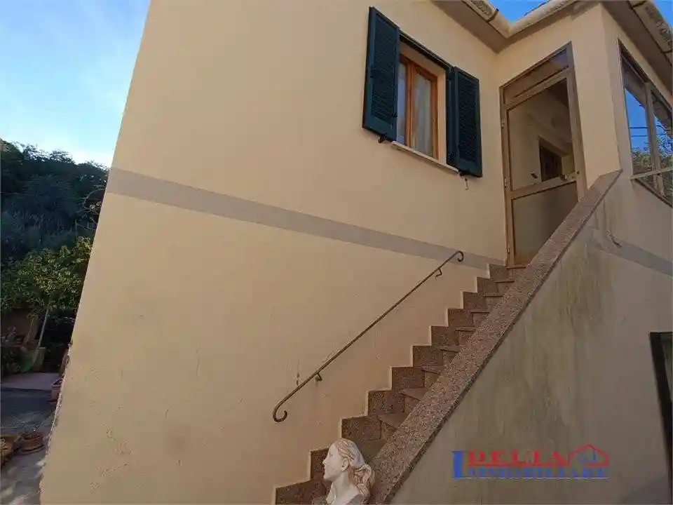 Appartamento in vendita a Rosignano Marittimo