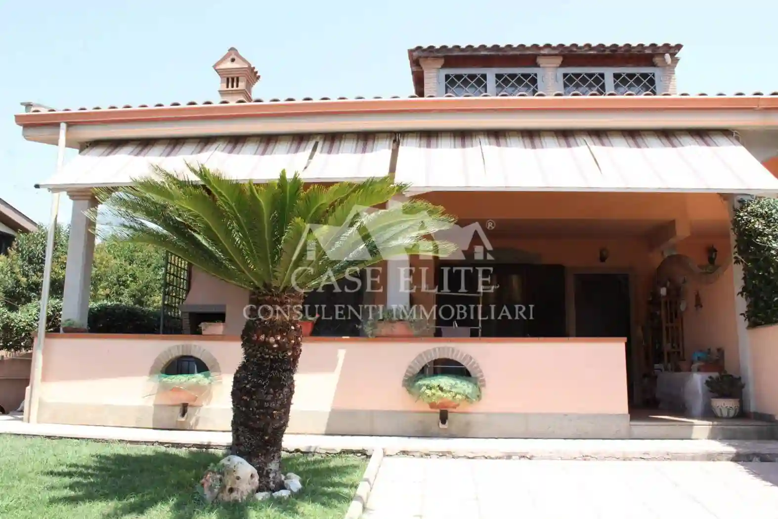 Villa - foto 2