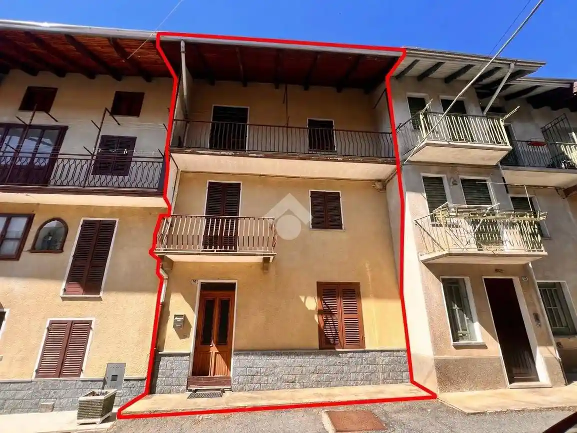 Casa indipendente in vendita a Valdilana