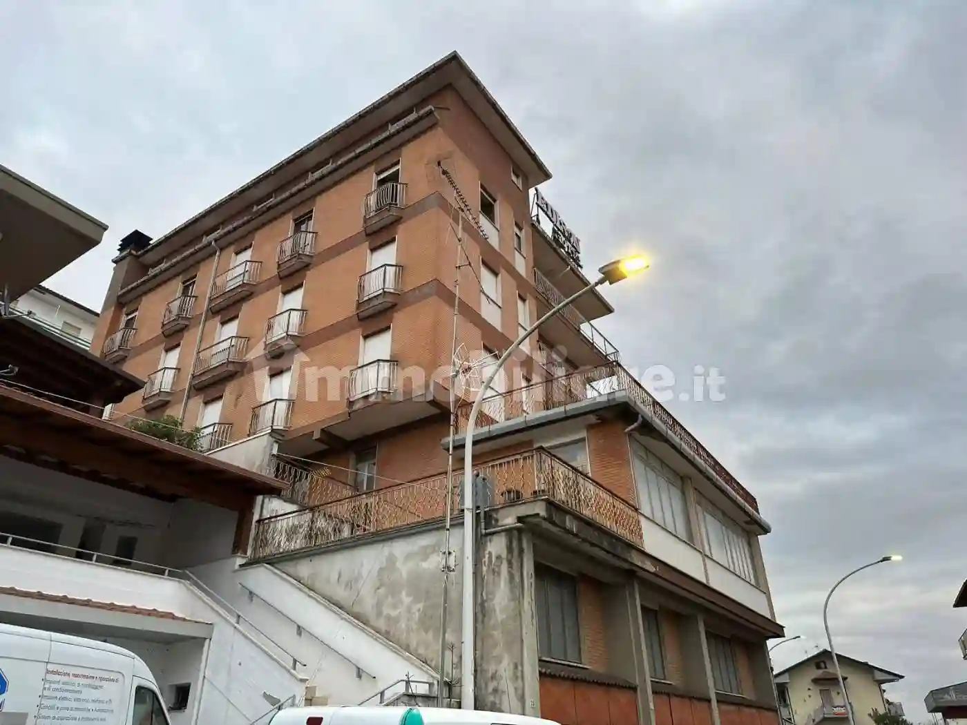 Palazzo - Edificio - foto 2