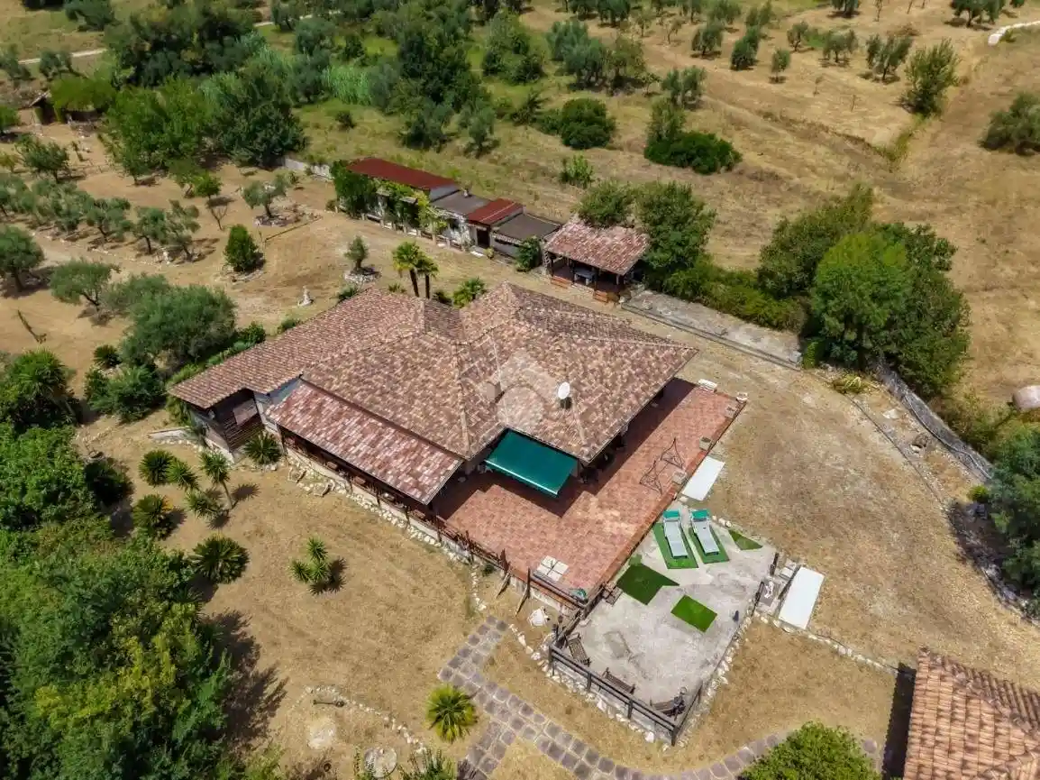 Villa in vendita a Spigno Saturnia