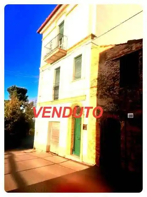 Casa indipendente in vendita a Torino di Sangro