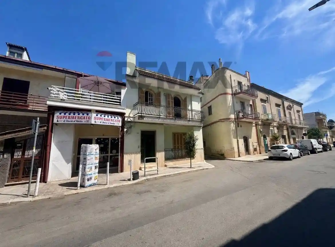 Casa indipendente in vendita a Sannicandro di Bari