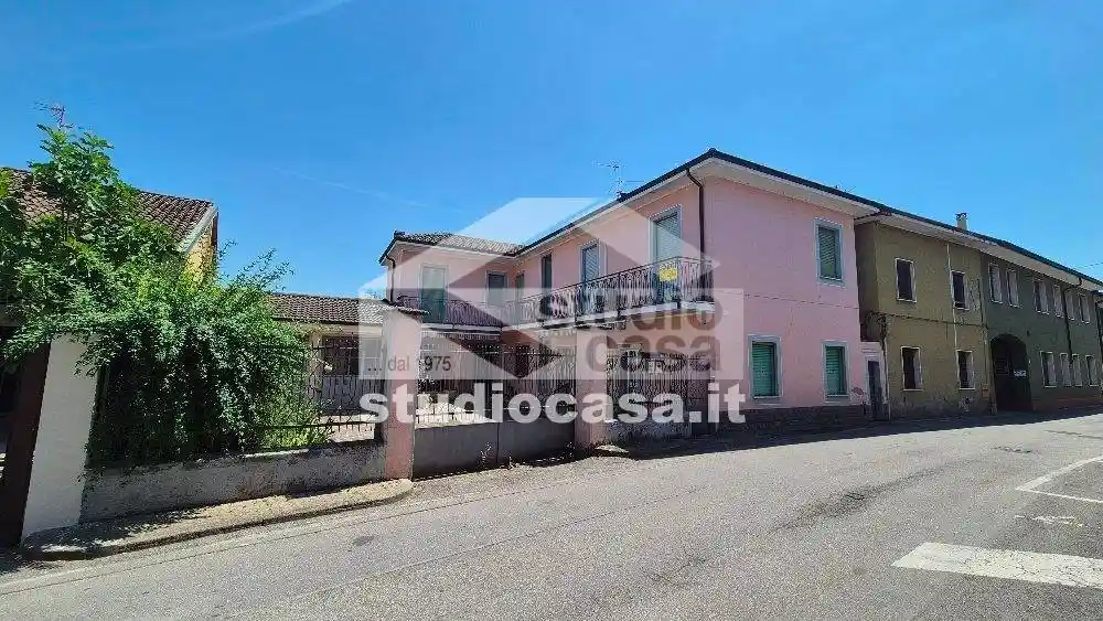 Villa in vendita a Agnadello