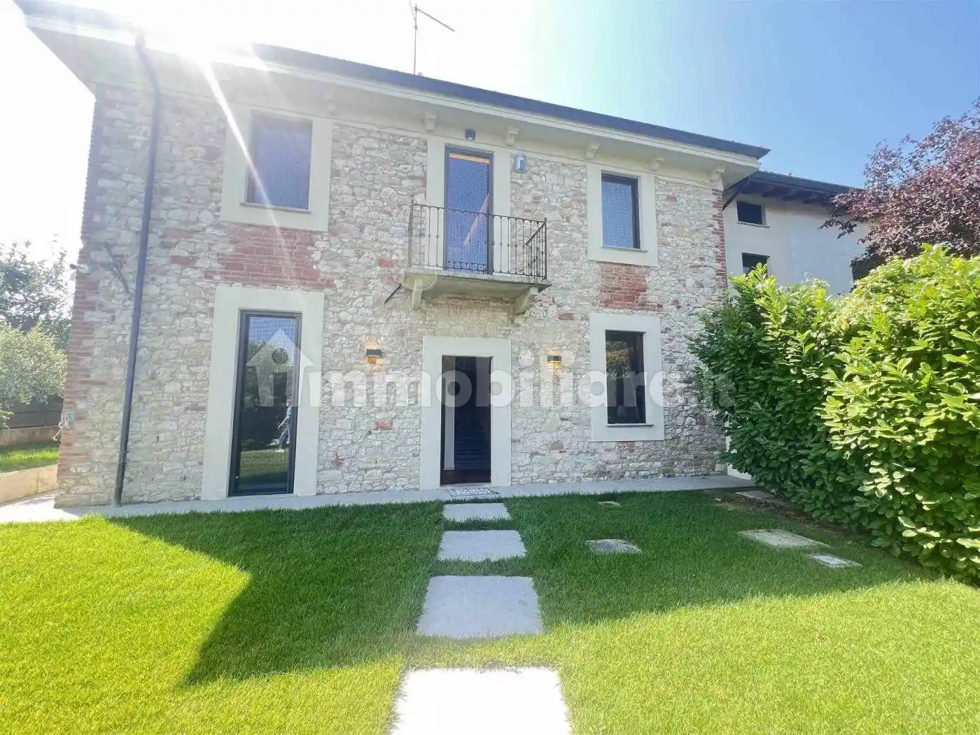 Rustico - Casale in vendita a Gazzola