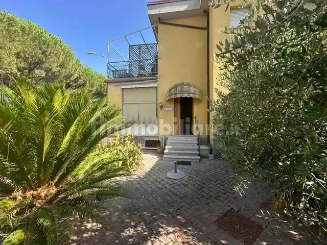 Appartamento in vendita a Follonica