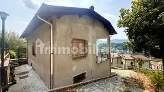 Villa in vendita a Maslianico