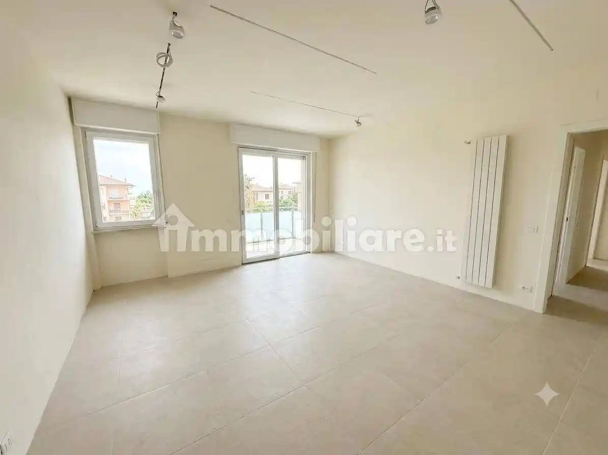 Appartamento in vendita a Carrara