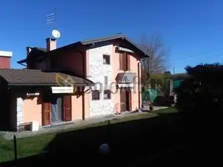 Appartamento in affitto a Malnate