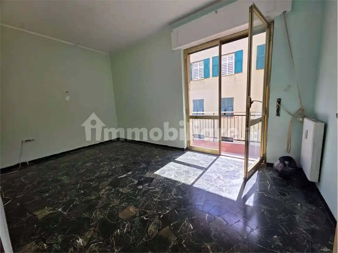 Appartamento in vendita a Genova