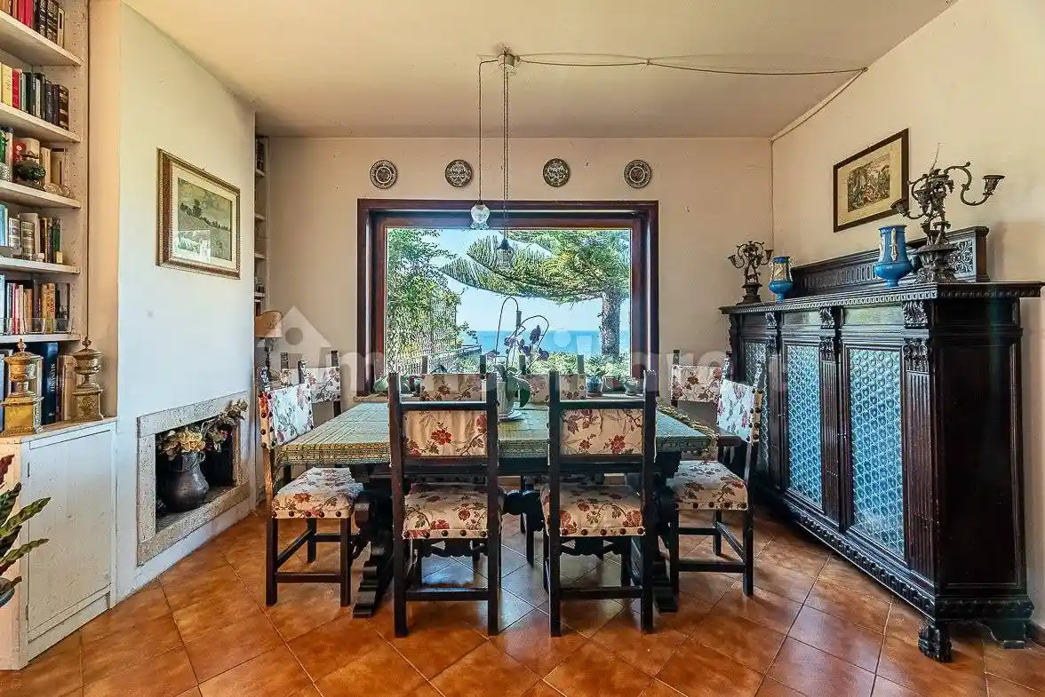 Villa in vendita a Palermo