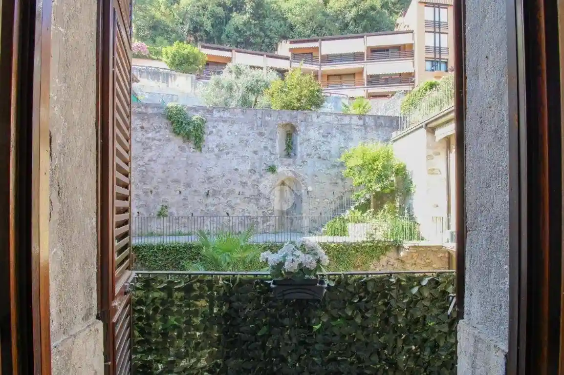 Appartamento in vendita a Toscolano-Maderno