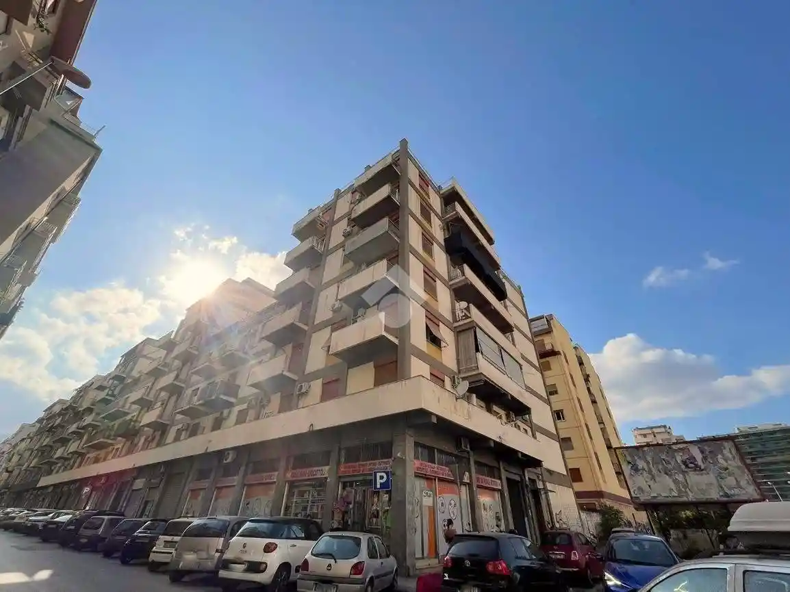 Appartamento in vendita a Palermo