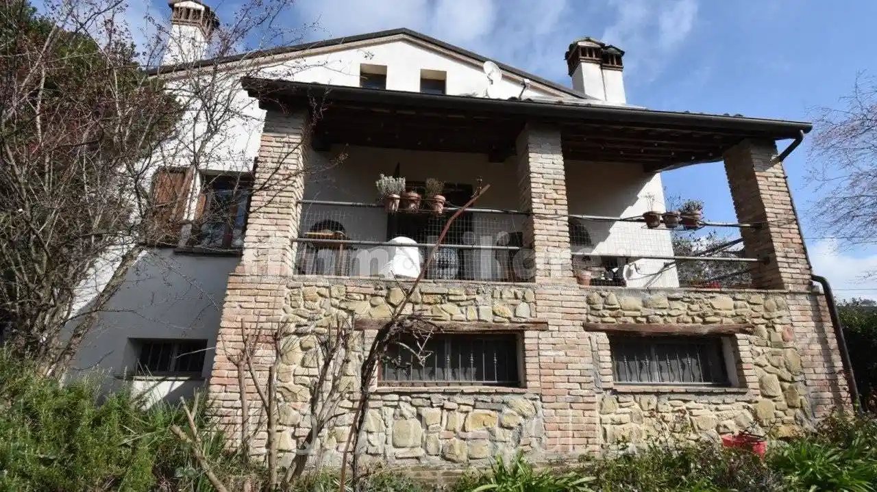 Casa indipendente in vendita a Roncofreddo