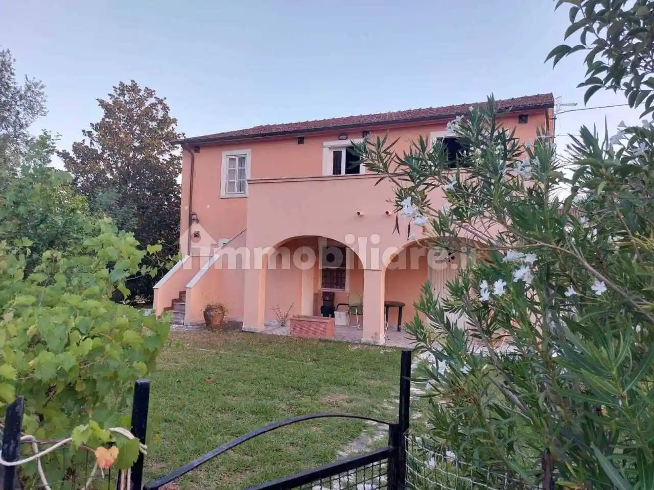 Villa in vendita a Castelnuovo Magra
