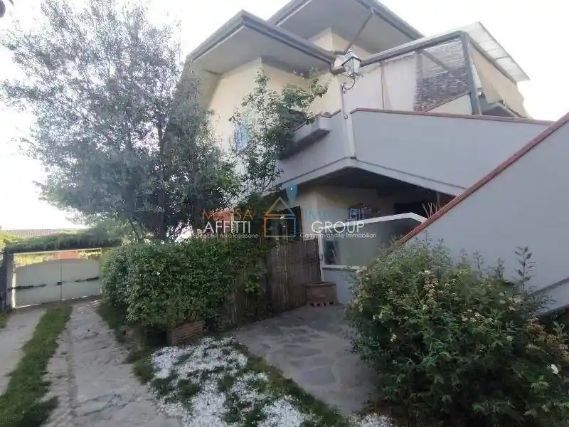 Villetta a schiera in vendita a Massa