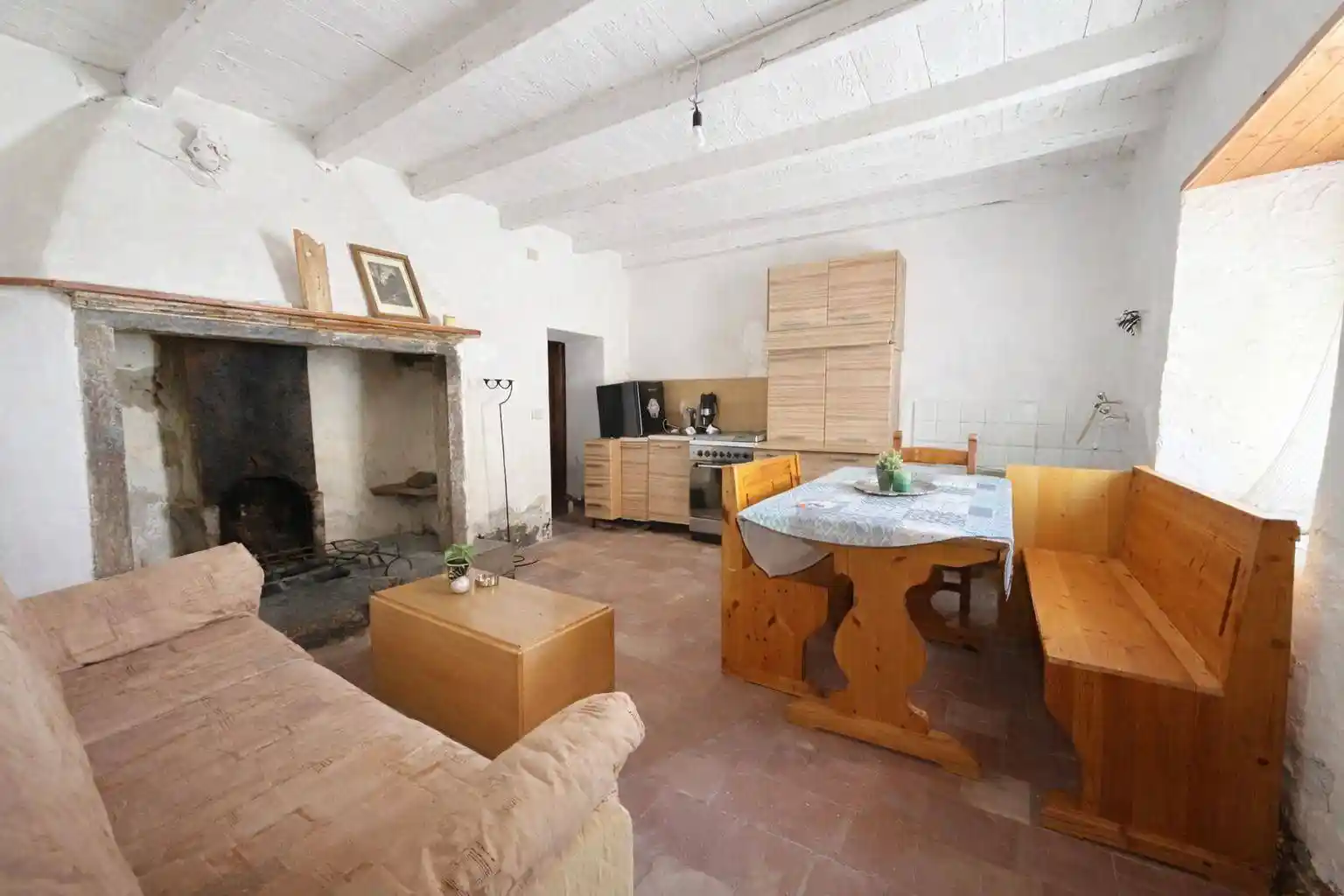 Casa indipendente in affitto a Roncola