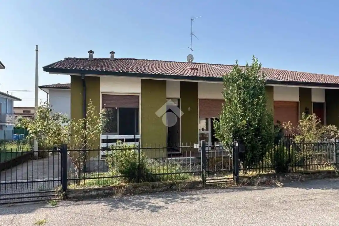 Villa in vendita a Vaiano Cremasco