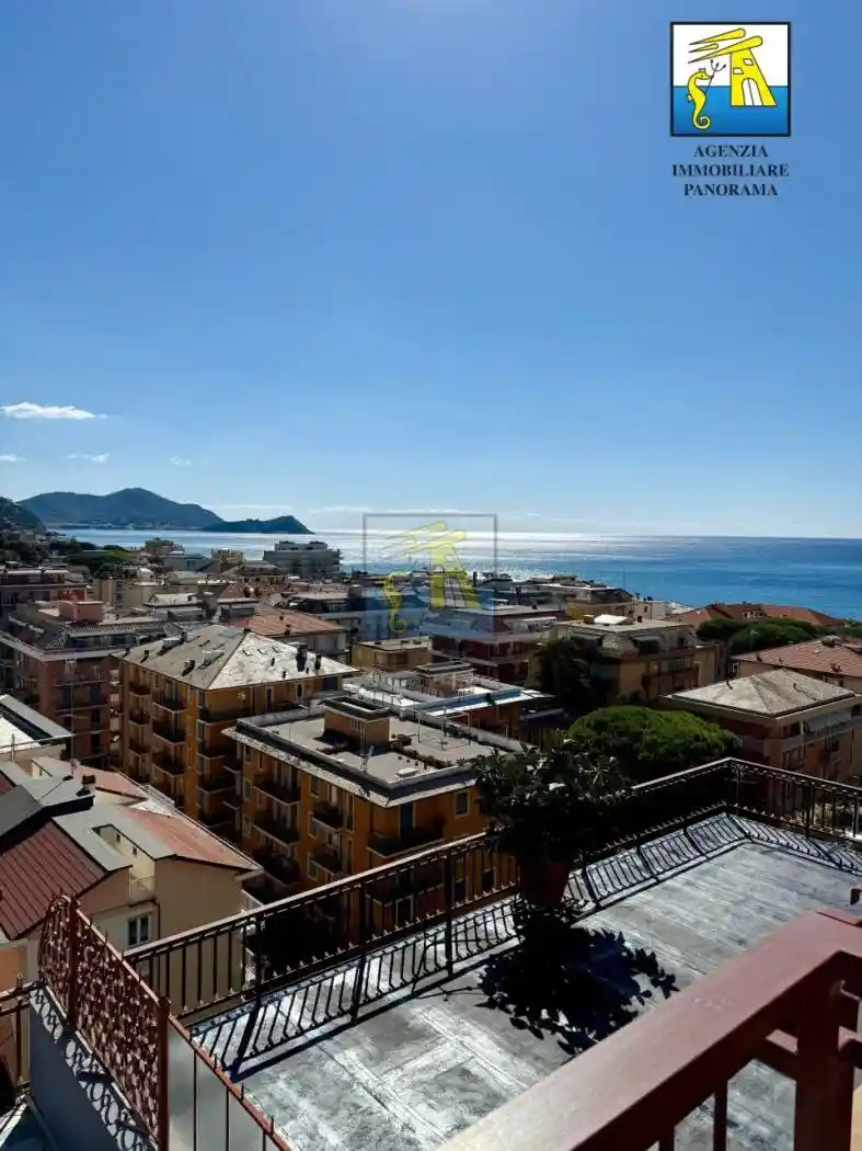 Appartamento in vendita a Lavagna