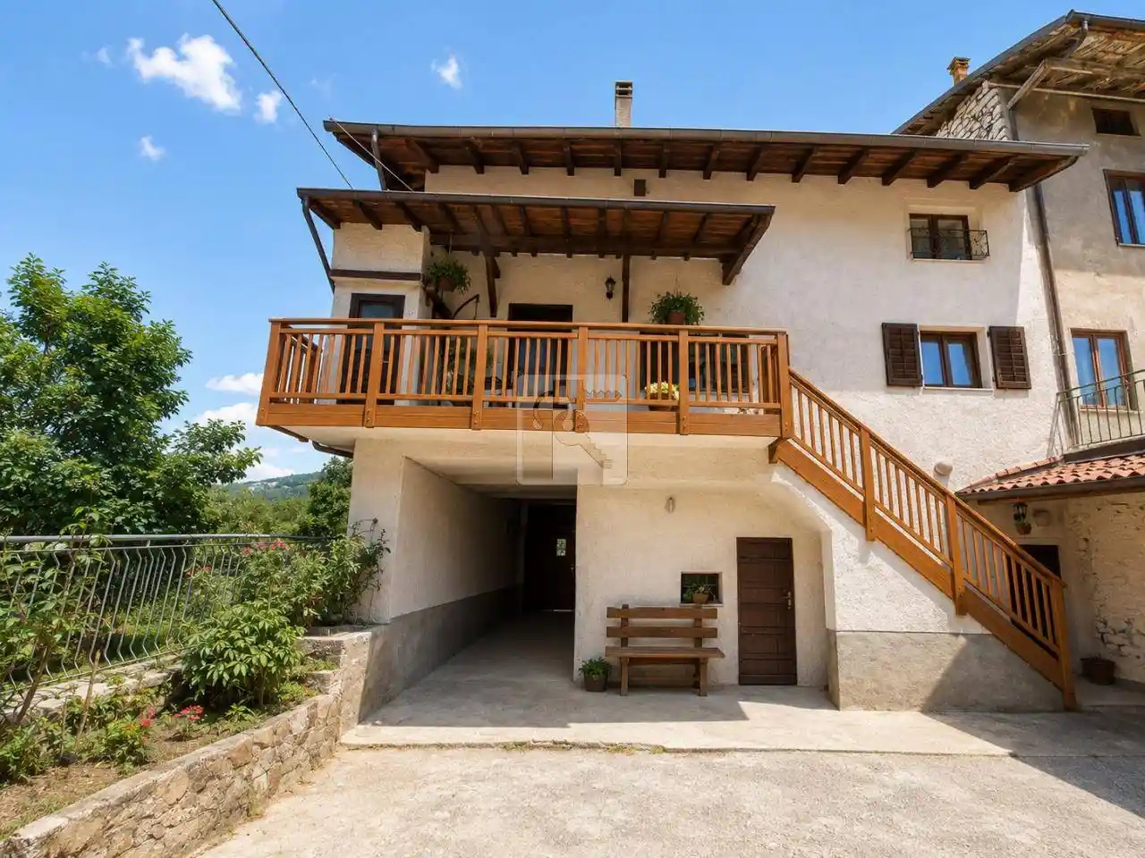 Casa indipendente in vendita a Brentonico