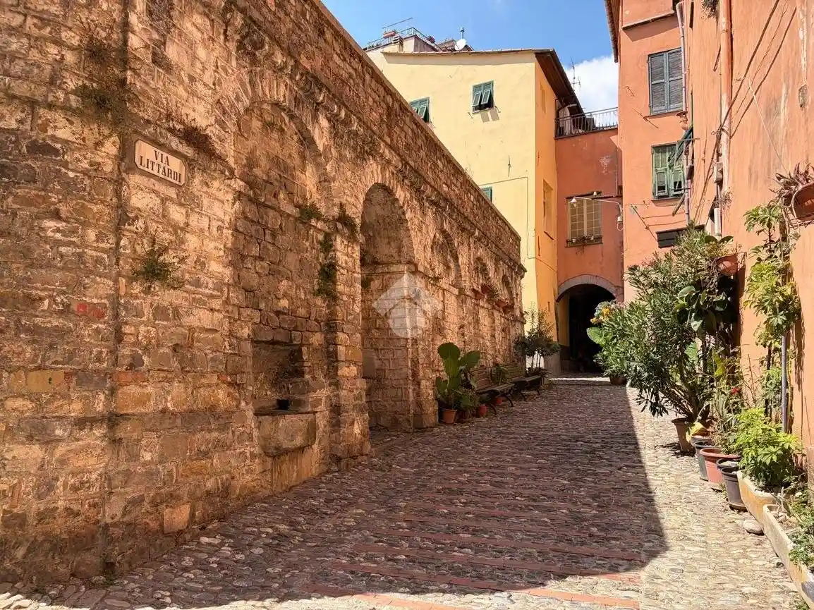 Appartamento in vendita a Taggia