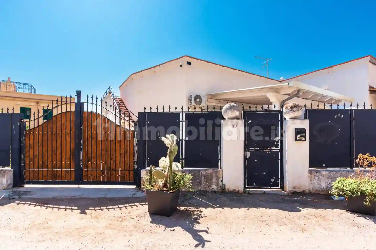 Villa - foto 2