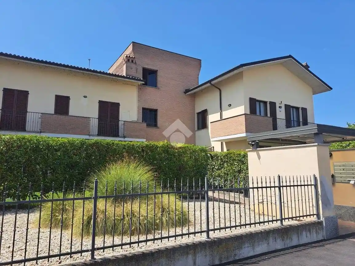 Appartamento in vendita a Pavia