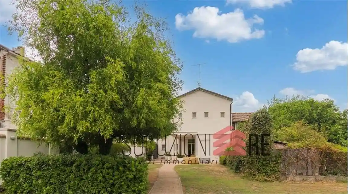 Villa in vendita a Novara