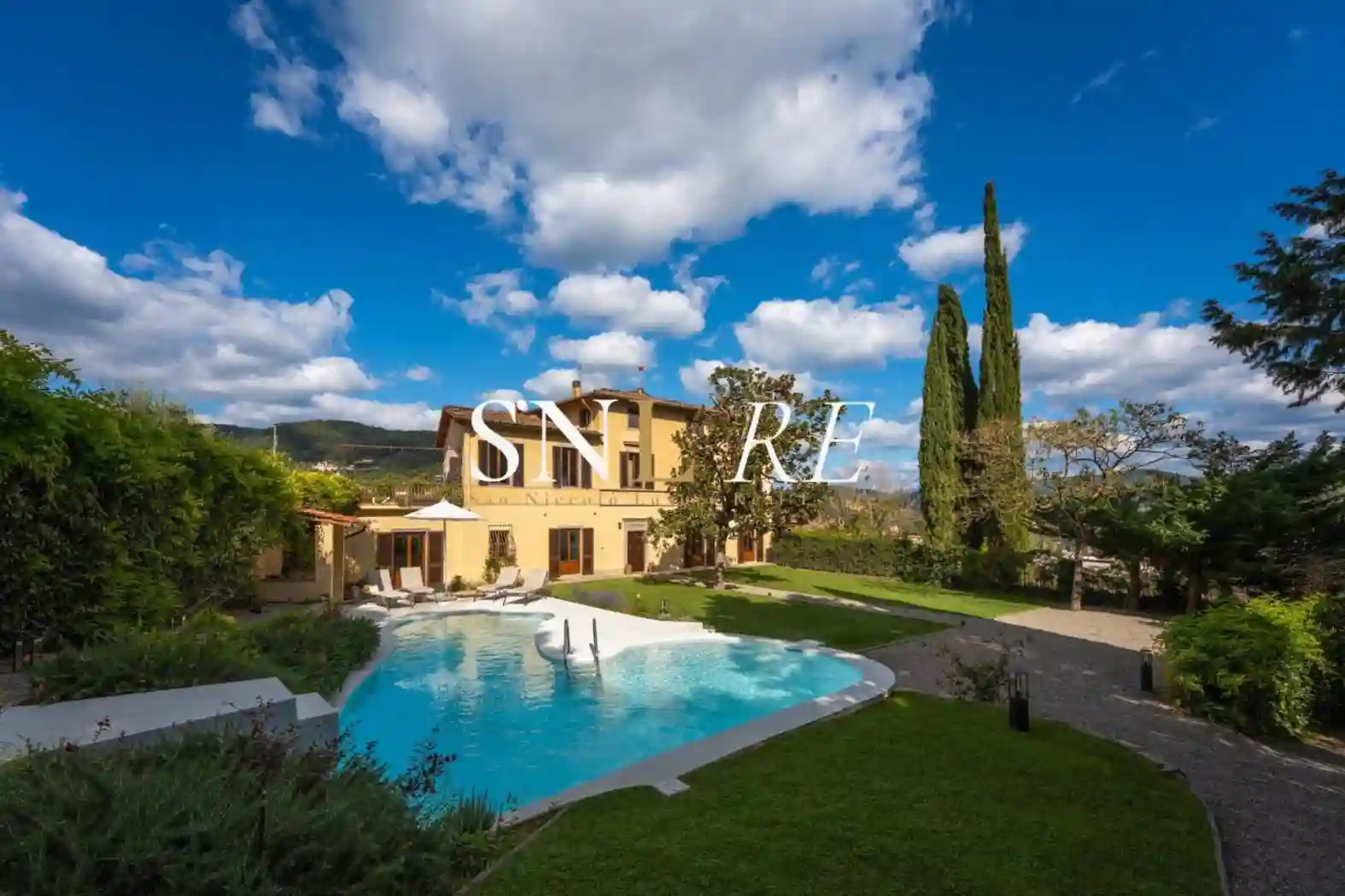 Villa - foto 2