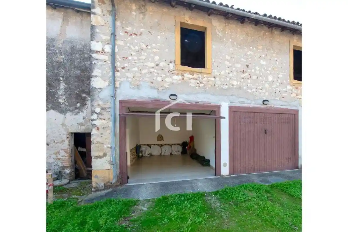 Rustico - Casale in vendita a Negrar di Valpolicella