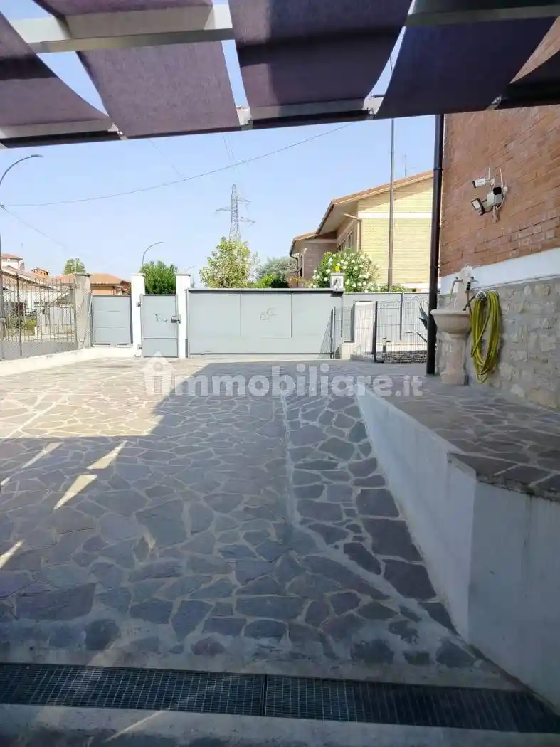Villa in vendita a Chiari