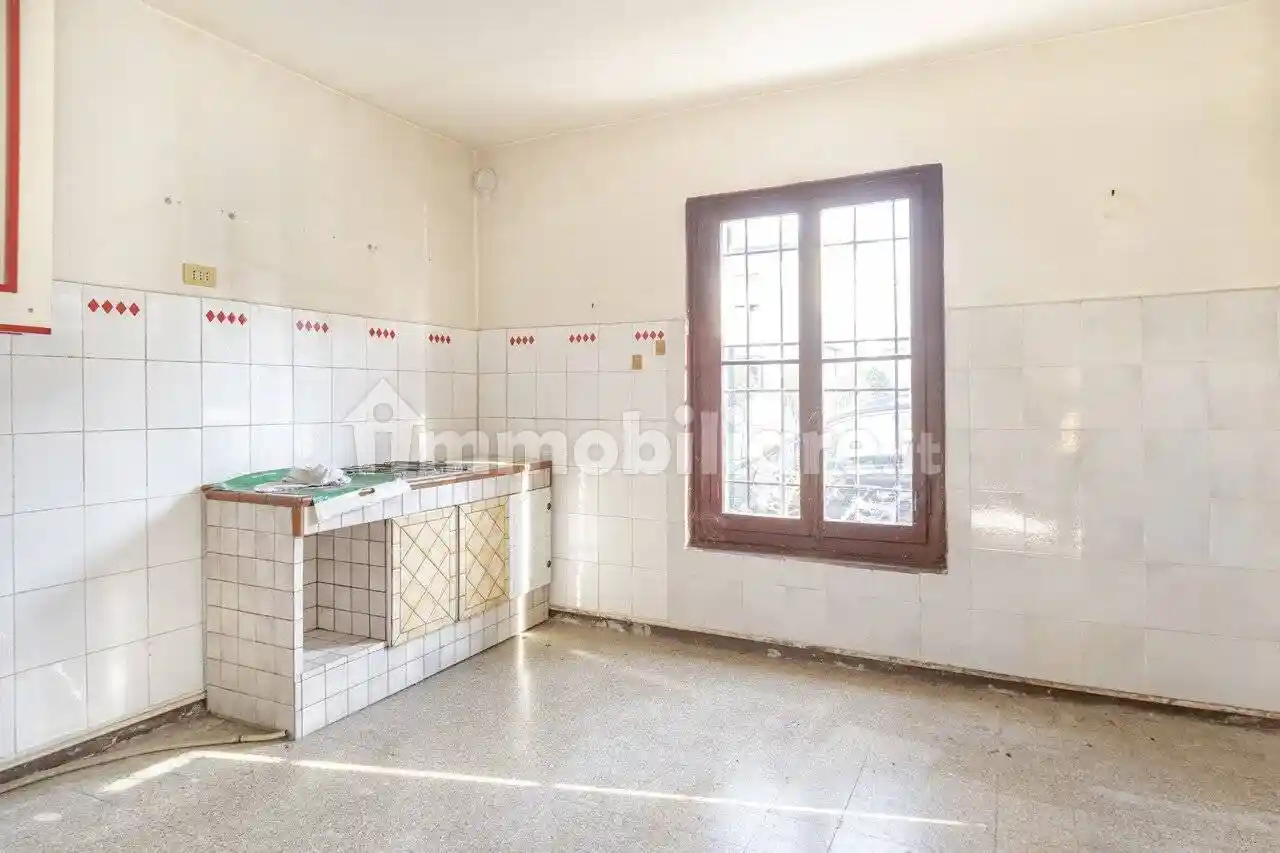 Casa indipendente in vendita a Massa Lombarda