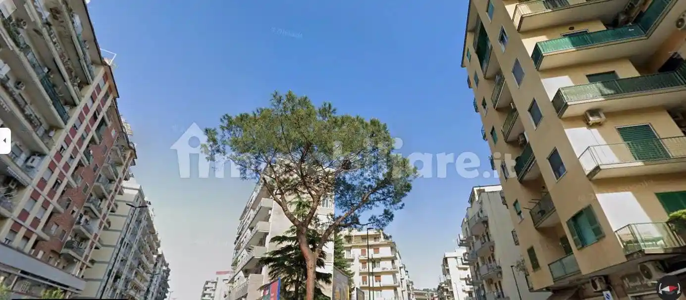 Appartamento in affitto a Napoli