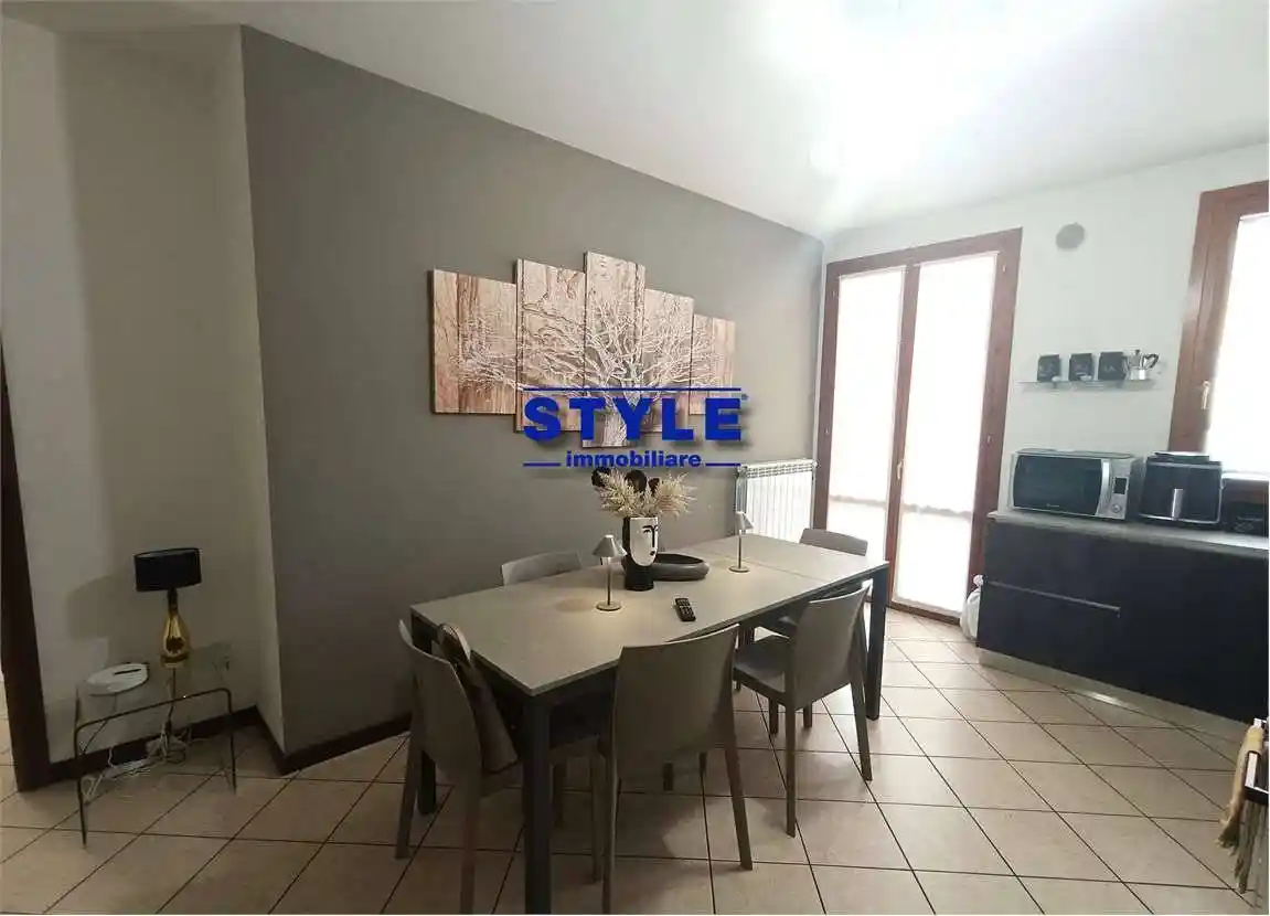 Appartamento in vendita a Camponogara