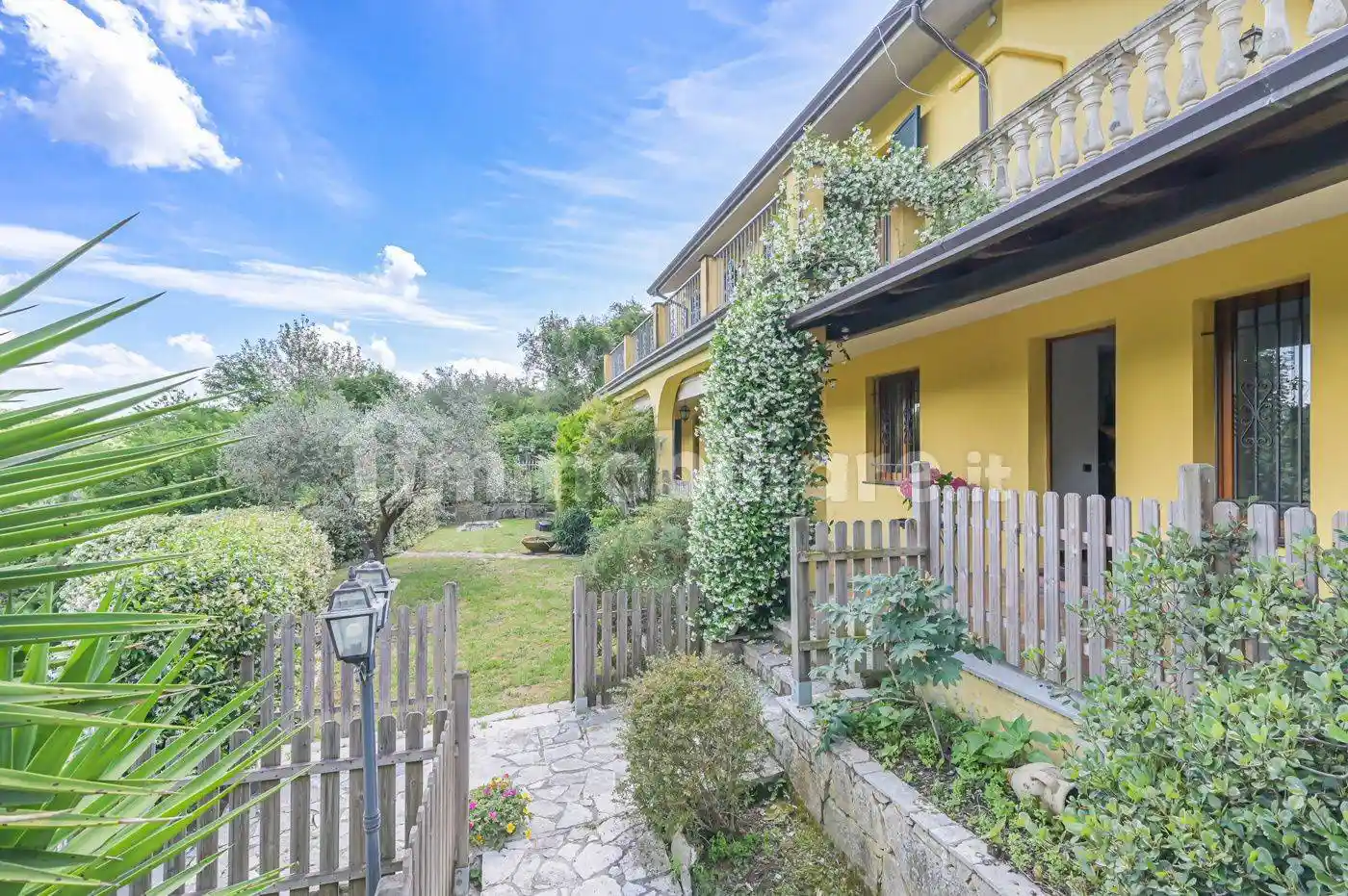 Villa in vendita a Vezzano Ligure