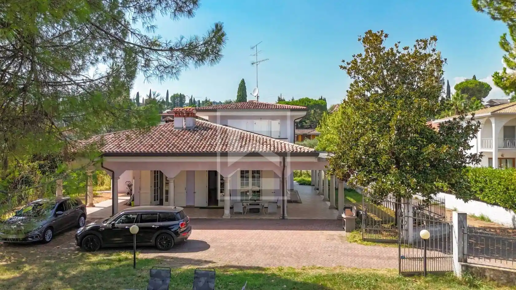 Villa in vendita a Padenghe sul Garda