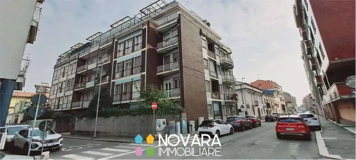 Appartamento in vendita a Novara